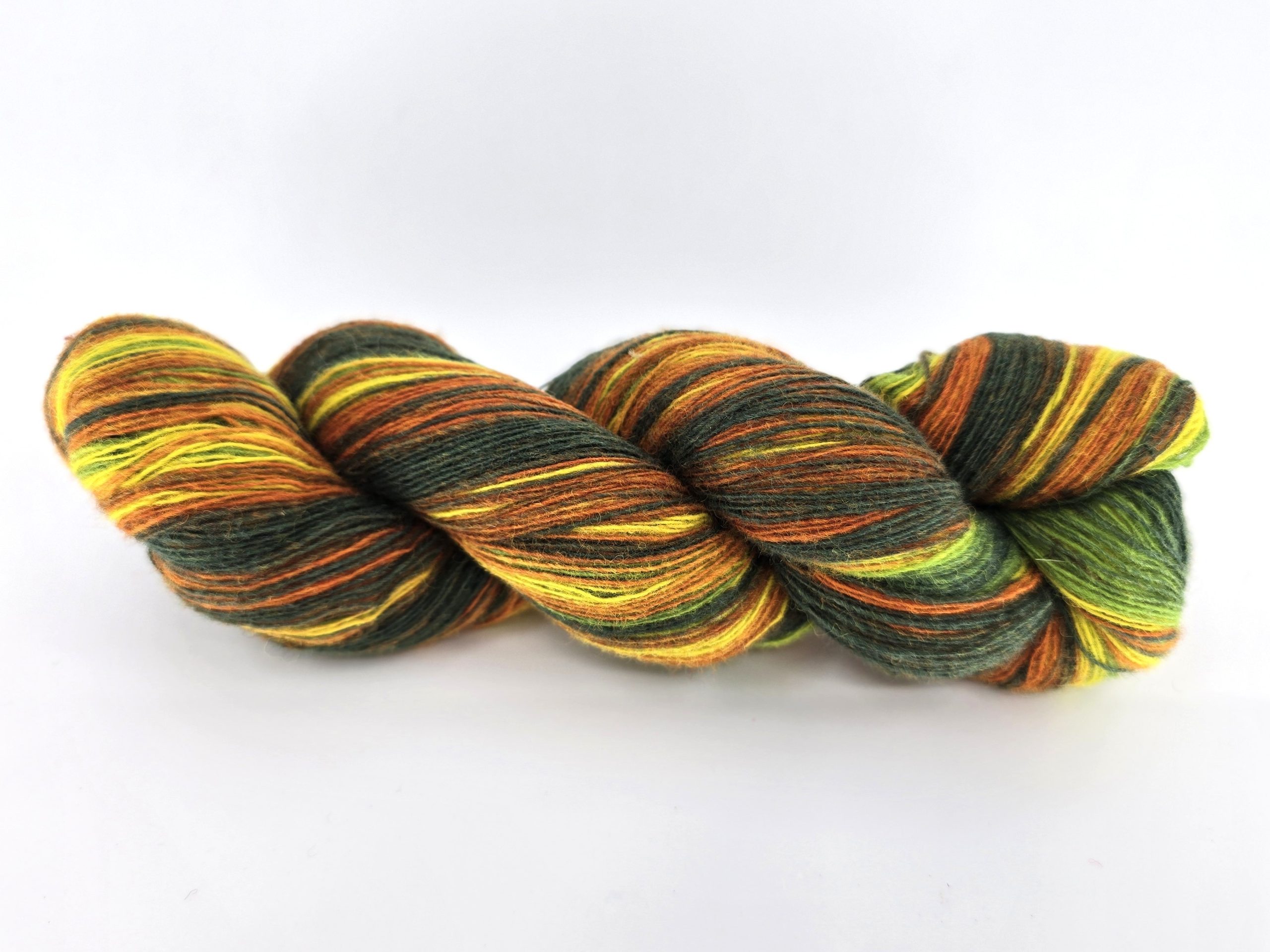 kauni-artistic-fall-8-1-wool-yarn.jpg Kauni Artistic Fall 8/1 yarn multicolor 100 percent wool gradient yarn