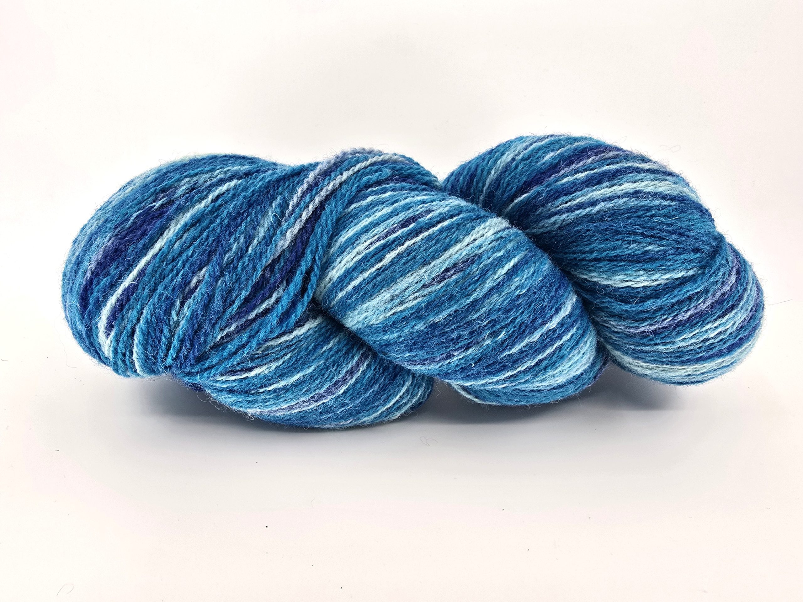 82 turquoise AADE LONG 8/2 TURQUOISE ARTISTIC - Image 1