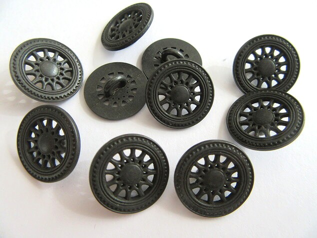 327 METAL BUTTON 15MM 327 - Image 1