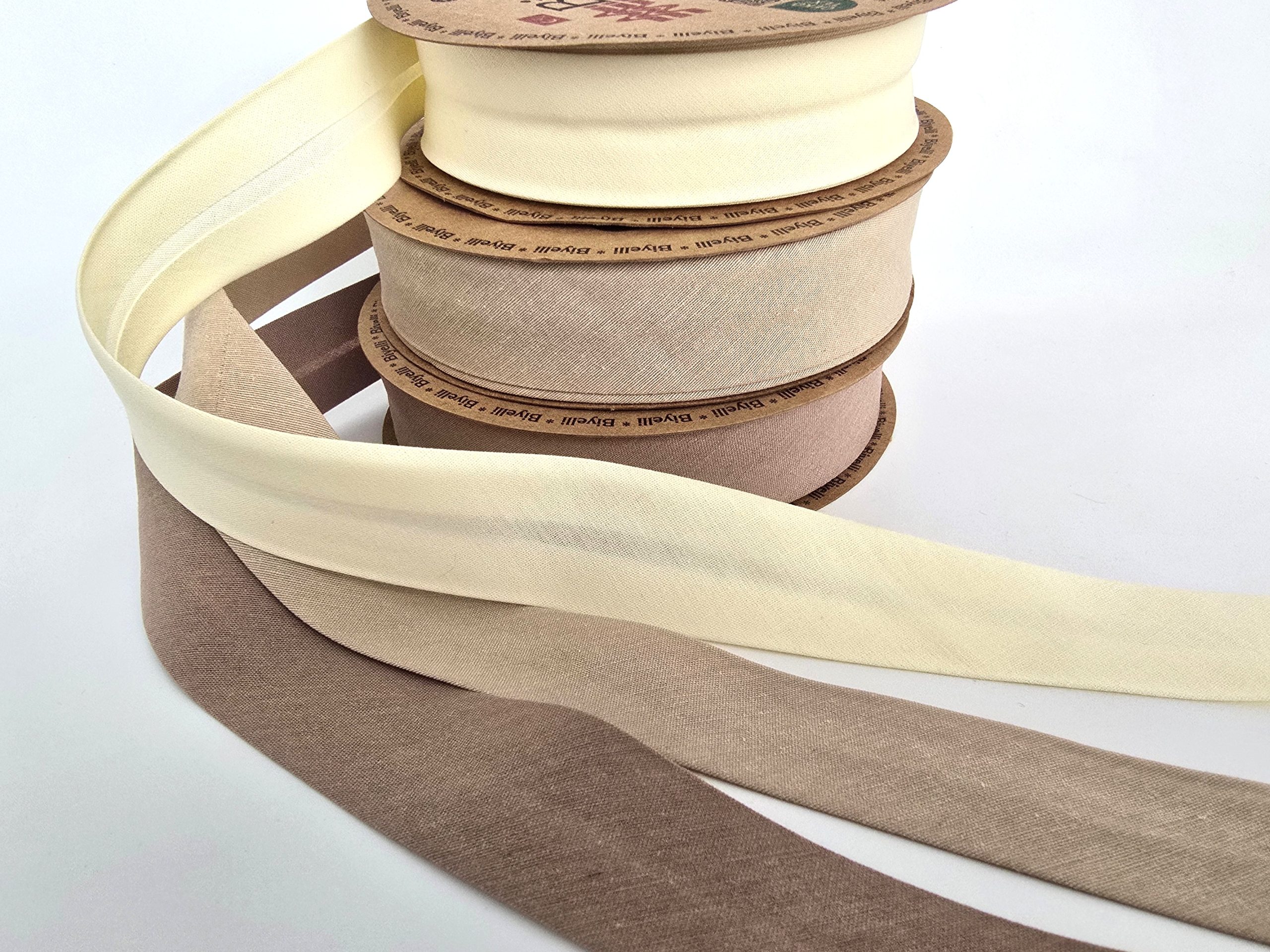 BIAS BINDING TITULS KOKVILNAS SLĪPĀ DIEGA LENTA 3CM - Image 1